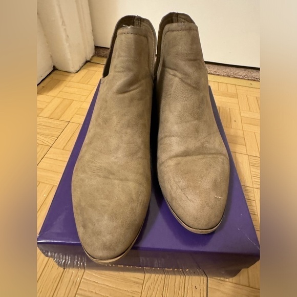 Madden Girl Women's Zavier Taupe Pari Ankle Bootie size 9 - Picture 3 of 11